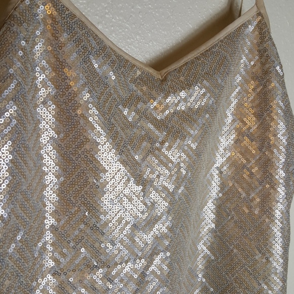 tan gray sequin strap tank top - Picture 4 of 9